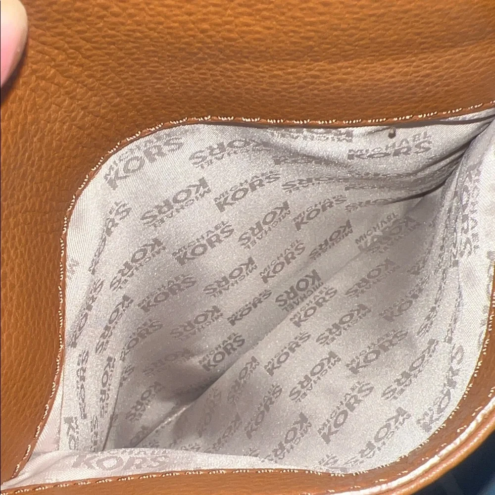 Michael Kors Tan Leather Tote with Gold Accents - Picture 4 of 7